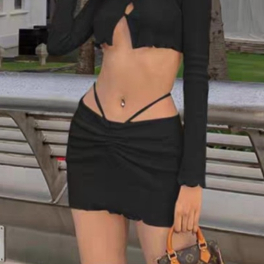 Chic black back tied long sleeve top & skirt set